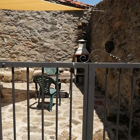 El Refugio De La Lumbre Los Loros