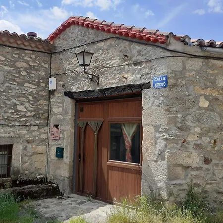 Holiday home El Refugio De La Lumbre *