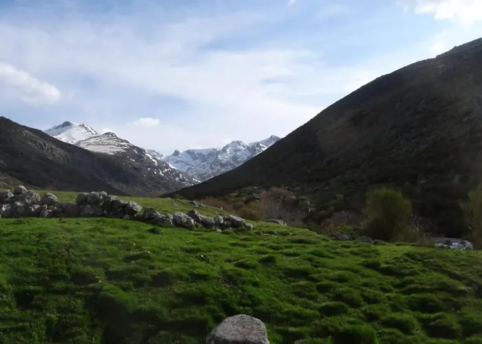 El Refugio De La Lumbre * Los Loros
